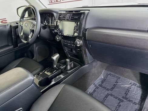 Certified 2020 Toyota 4Runner TRD Pro AWD/4WD image 33