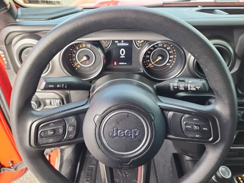 Used 2021 Jeep Wrangler Unlimited Sport image 10