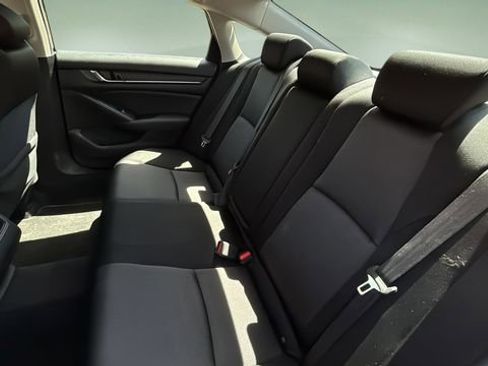 Used 2020 Honda Accord EX image 21