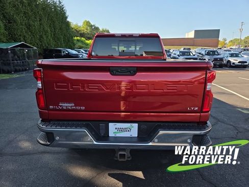 Used 2022 Chevrolet Silverado 2500 LTZ w/ LTZ Convenience Package AWD/4WD image 6