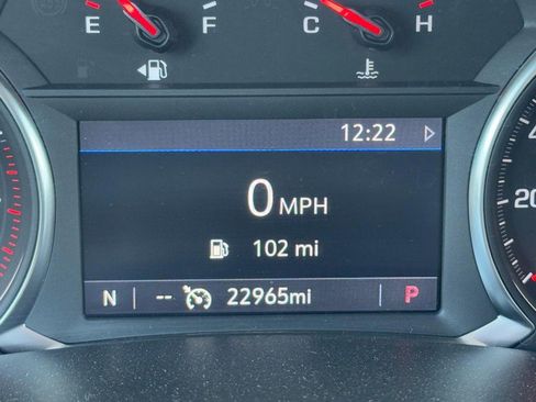 Used 2025 Chevrolet Blazer LT AWD/4WD image 18