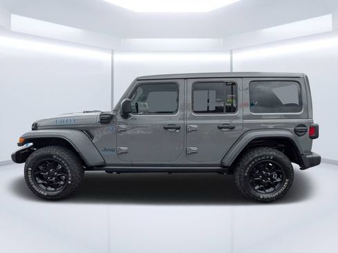 Used 2023 Jeep Wrangler Unlimited w/ Sun & Screen Package AWD/4WD image 6