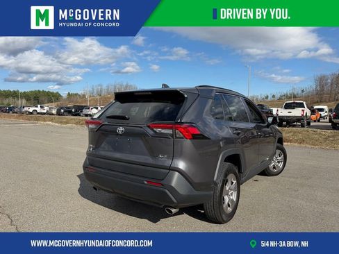 Used 2023 Toyota RAV4 XLE image 5