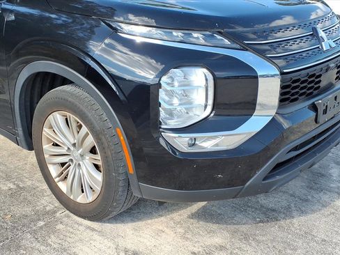 Used 2023 Mitsubishi Outlander ES image 5