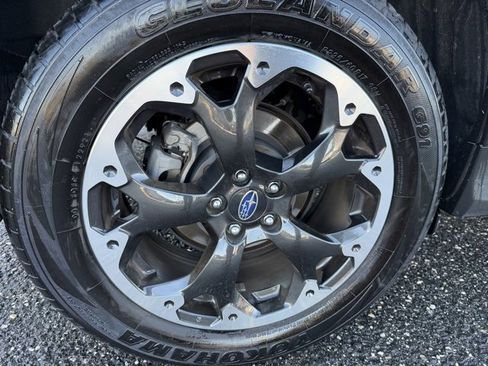 Used 2021 Subaru Crosstrek 2.0i Premium image 12