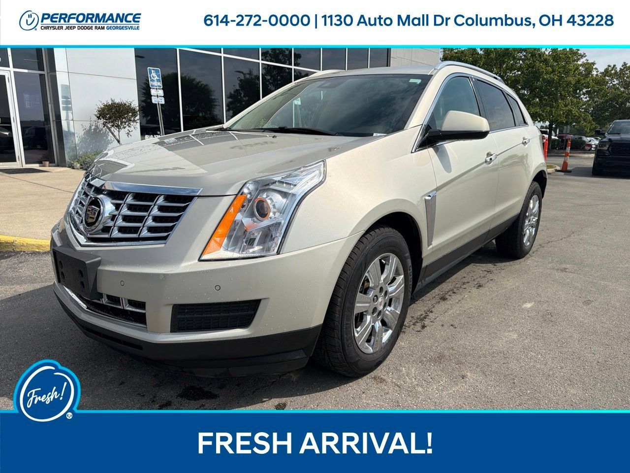 Used 2014 Cadillac SRX Luxury w/ Driver Awareness Package FWD image 4