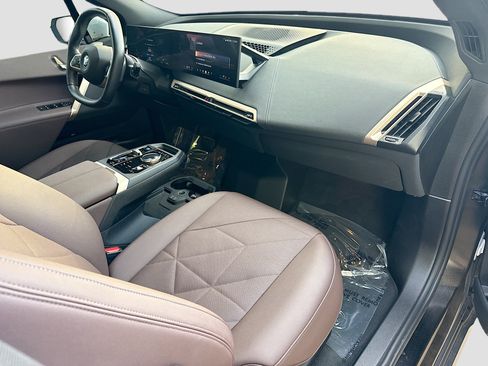 Used 2024 BMW iX xDrive50 image 13