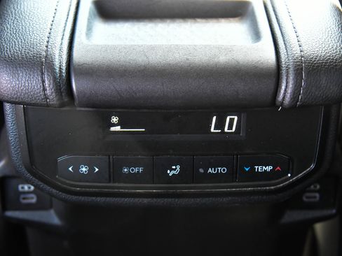 Used 2024 Toyota Grand Highlander FWD image 42