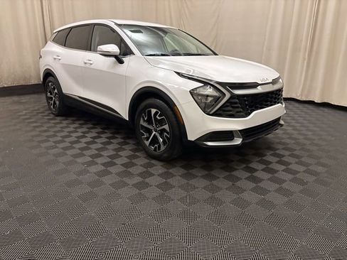 Certified 2023 Kia Sportage EX image 3