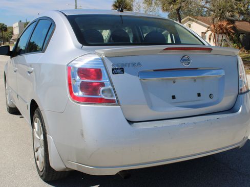 Used 2012 Nissan Sentra 2.0 S image 4