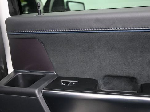 New 2025 Ford F150 Platinum image 18