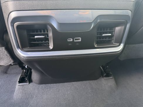 Used 2023 GMC Sierra 1500 SLT w/ SLT Premium Package AWD/4WD image 18