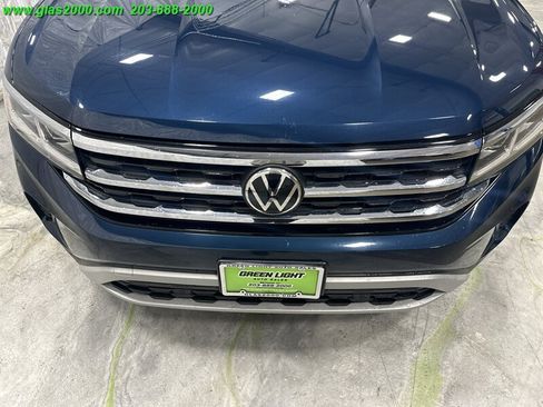 Used 2020 Volkswagen Atlas Cross Sport SE AWD/4WD image 24