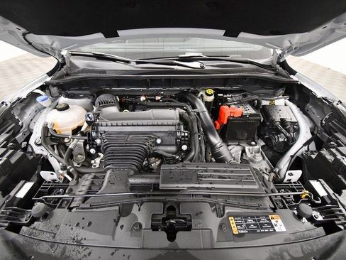 Used 2025 Ford Escape ST-Line Select image 12