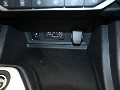 Used 2024 Nissan Sentra SV w/ All-Weather Package image 19