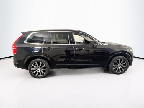 Used 2023 Volvo XC90 B5 Core w/ Protection Package Premier image 4