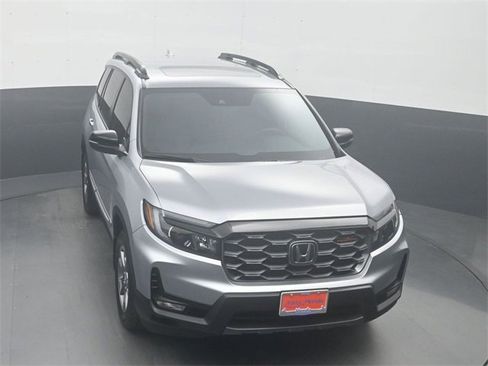 Certified 2023 Honda Passport TrailSport image 19