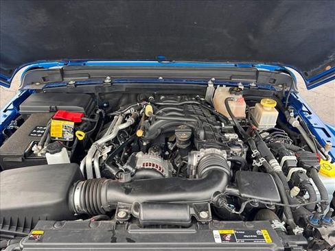 Used 2022 Jeep Gladiator Rubicon w/ LED Lighting Group image 29