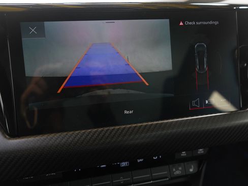 Used 2023 Audi e-tron GT Premium Plus image 29