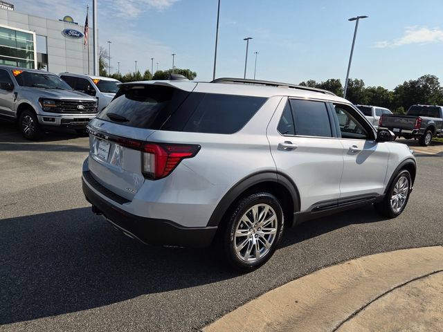 New 2026 Ford Explorer Active w/ Active Comfort Package AWD/4WD image 39