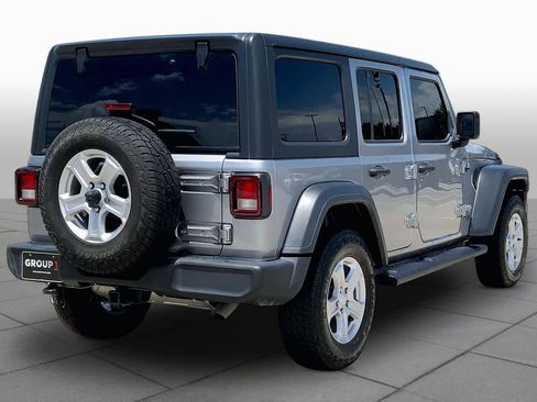 Used 2019 Jeep Wrangler Unlimited Sport S AWD/4WD image 12