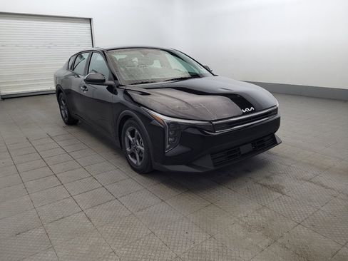 Used 2025 Kia K4 FWD image 13