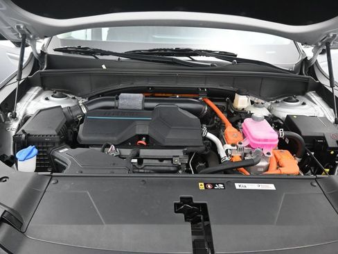 Certified 2025 Kia Sorento EX w/ EX Panoramic Sunroof Package AWD/4WD image 13