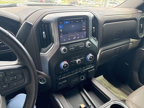 Used 2020 GMC Sierra 1500 SLT w/ SLT Premium Plus Package AWD/4WD image 10