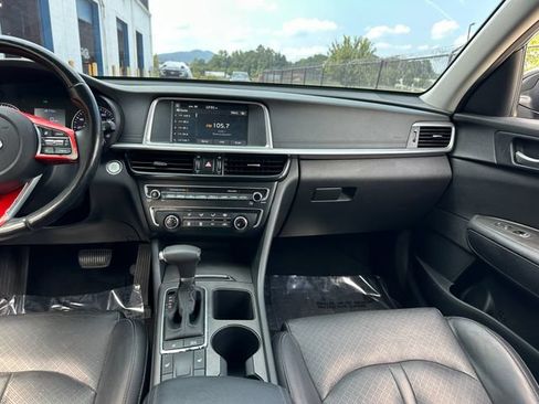 Used 2020 Kia Optima SE FWD image 12