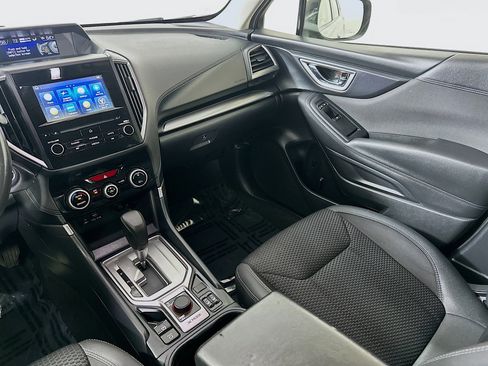Used 2022 Subaru Forester Premium image 24