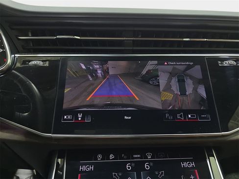 Used 2025 Audi Q7 3.0T Prestige w/ Prestige Package image 25