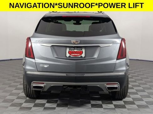 Used 2021 Cadillac XT5 Premium Luxury FWD image 6