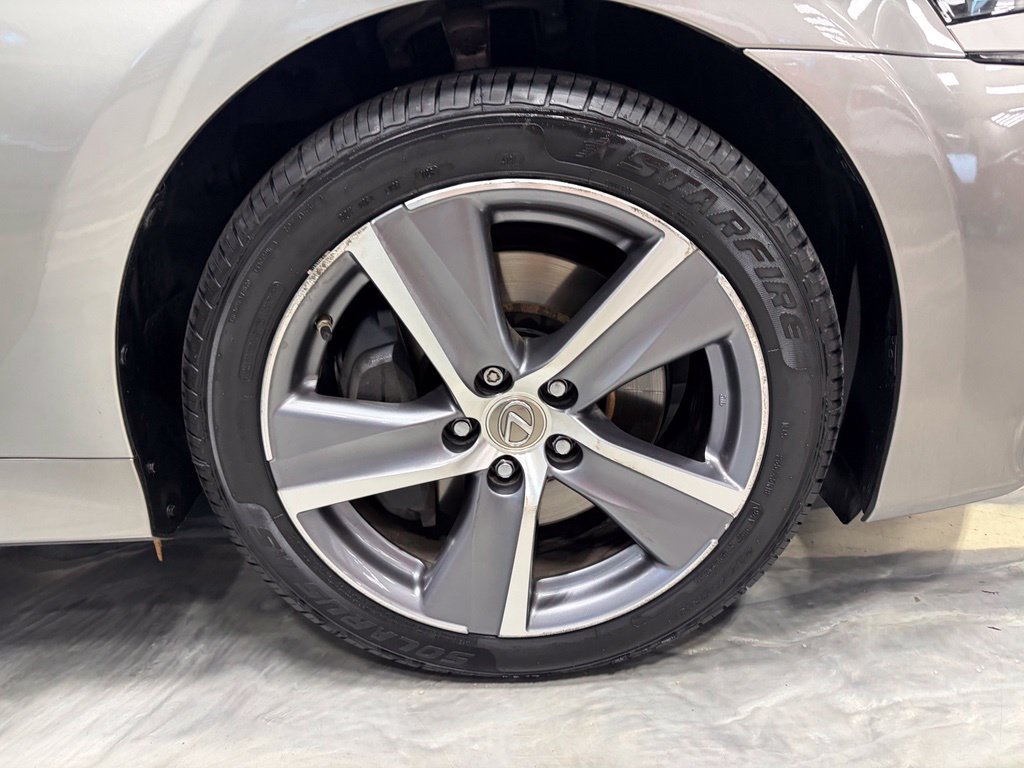 Used 2017 Lexus GS 350 AWD image 29