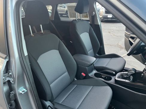 Used 2025 Kia Soul LX w/ LX Technology Package image 34