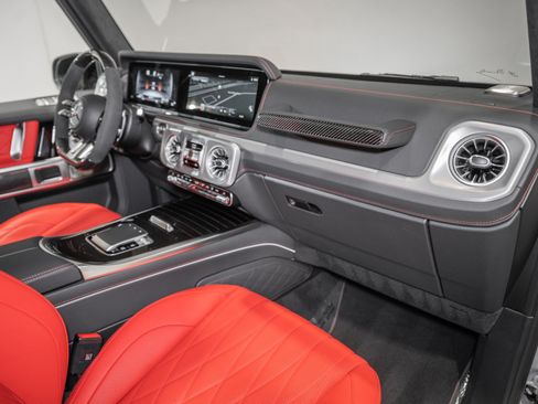 Used 2026 Mercedes-Benz G 63 AMG 4MATIC image 28