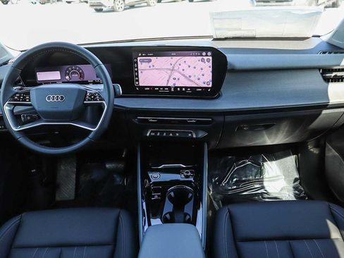 New 2026 Audi Q3 quattro 2.0T image 16