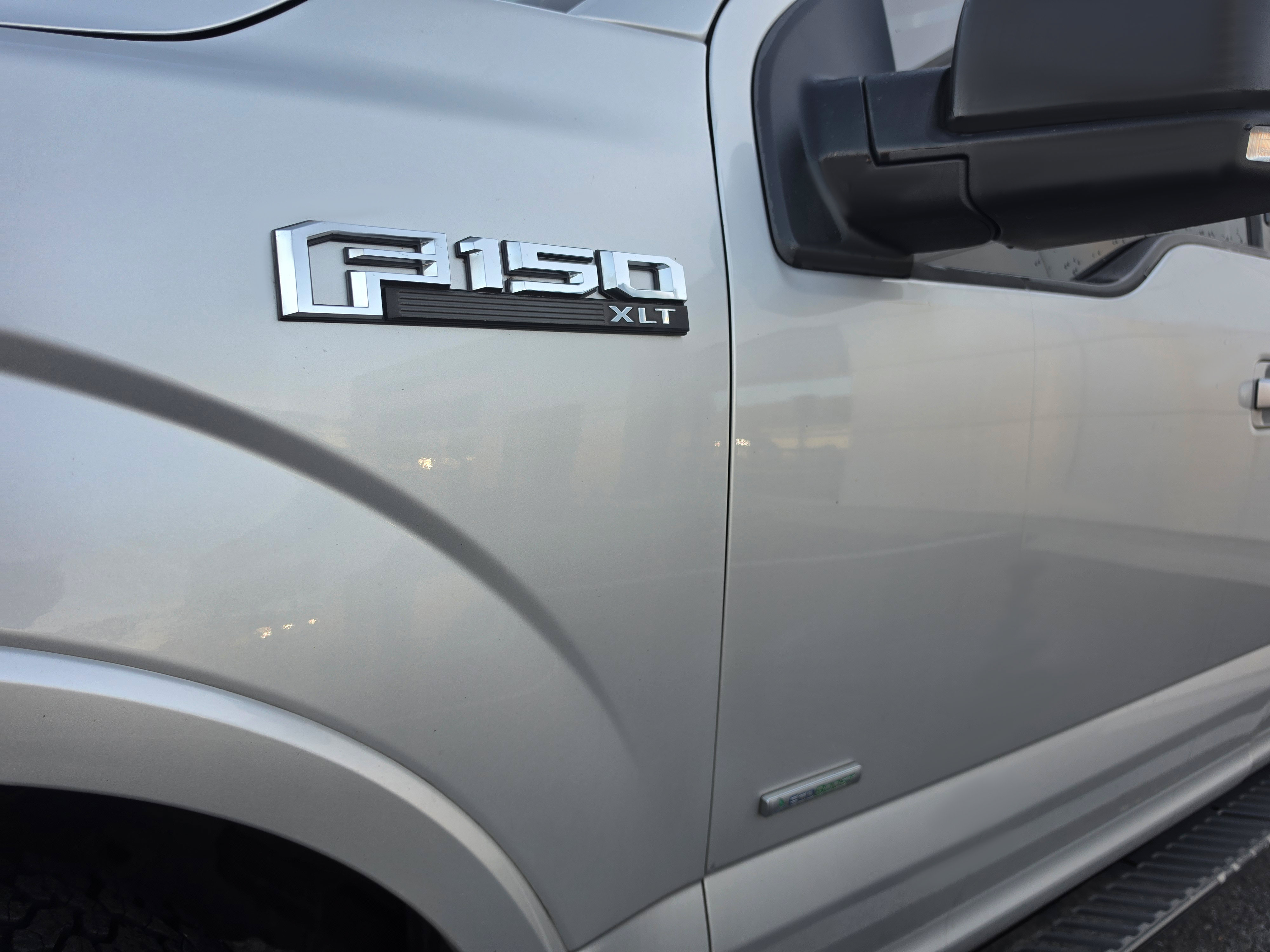 Used 2016 Ford F150 XLT w/ Equipment Group 302A Luxury AWD/4WD image 9
