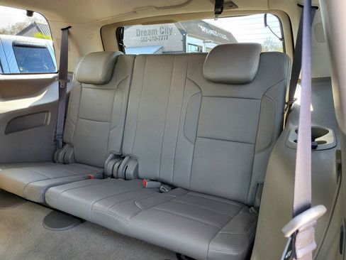 Used 2018 GMC Yukon SLT AWD/4WD image 10