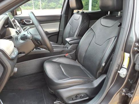 Used 2023 Jeep Compass Limited AWD/4WD image 9