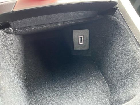 Used 2019 Lincoln Nautilus FWD image 38