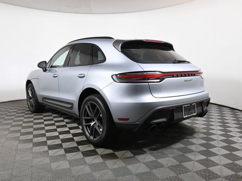 Used 2025 Porsche Macan Turbo AWD/4WD image 3