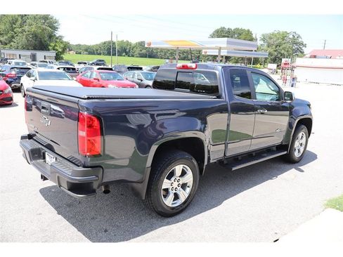Used 2018 Chevrolet Colorado Z71 w/ Centennial Edition AWD/4WD image 5