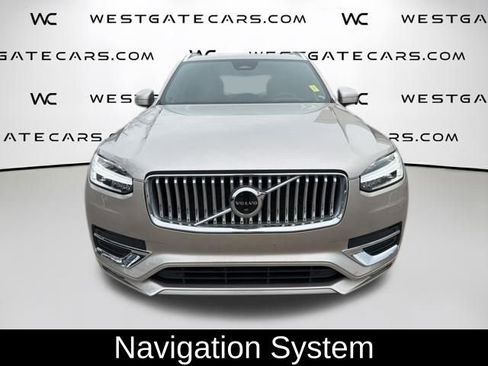 Used 2023 Volvo XC90 B5 Plus image 2