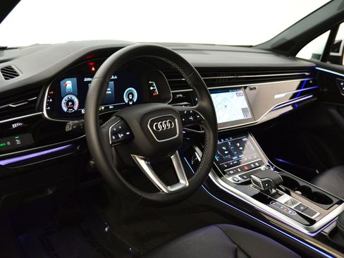 Used 2025 Audi Q7 2.0T Premium w/ Convenience Plus Package image 26