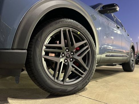 New 2026 Ford Explorer ST w/ Sun And Sound Package image 60