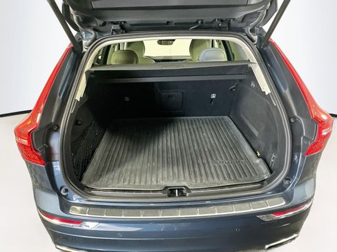 Used 2019 Volvo XC60 T5 Inscription w/ Protection Package Premier FWD image 30