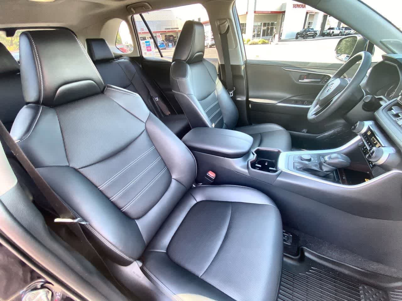Certified 2022 Toyota RAV4 Limited AWD/4WD image 24