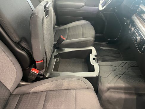 Used 2022 Chevrolet Silverado 1500 LT image 34