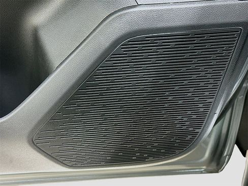 Used 2025 GMC Terrain Elevation w/ Technology Package II image 19