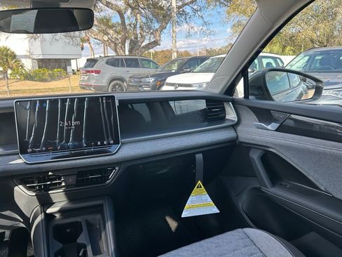 New 2026 Volkswagen Tiguan S FWD image 10